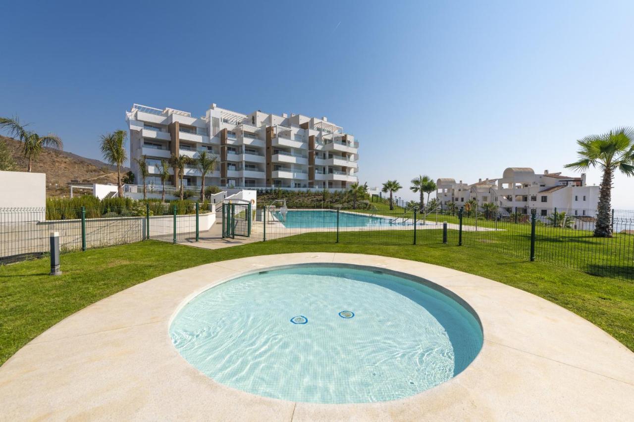 Apartamento De Lujo De 2 Dormitorios Torrox Exterior photo